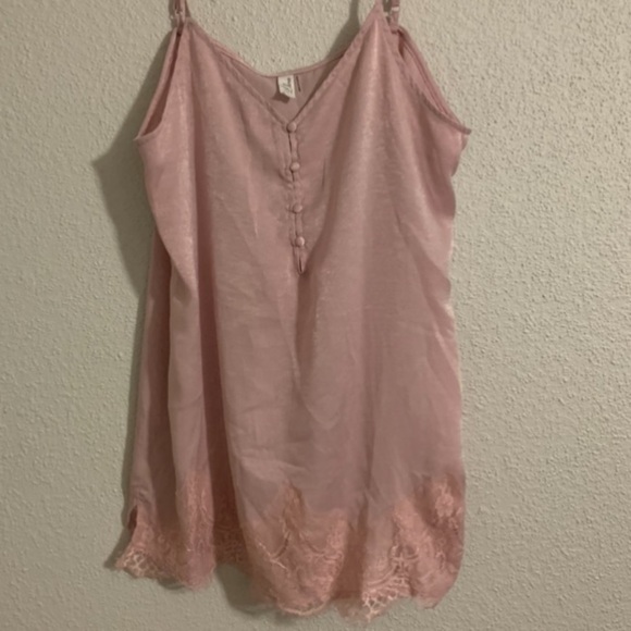 Lacey Pink Tank with Buttons Size L - Picture 4 of 7
